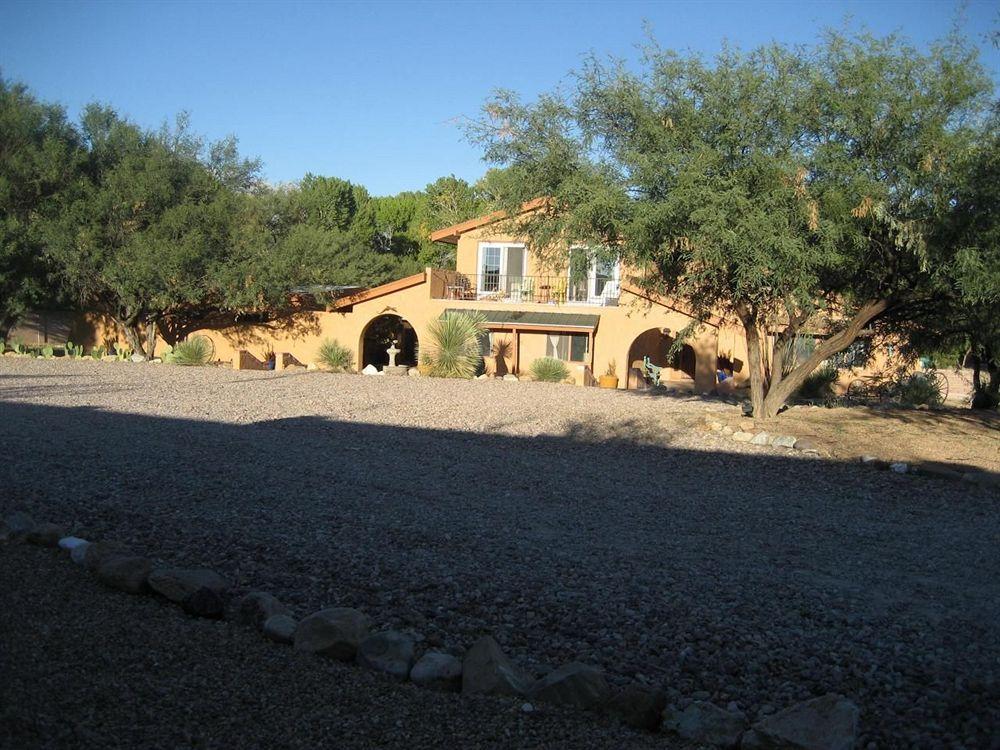 Lazy Dog Ranch Hotel Sierra Vista Exterior photo